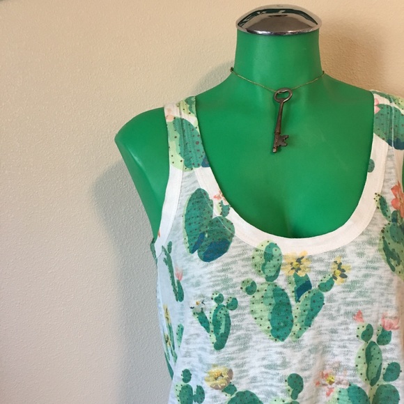 xync Tops - Cactus Graphic Tank Top Burnout Size Large